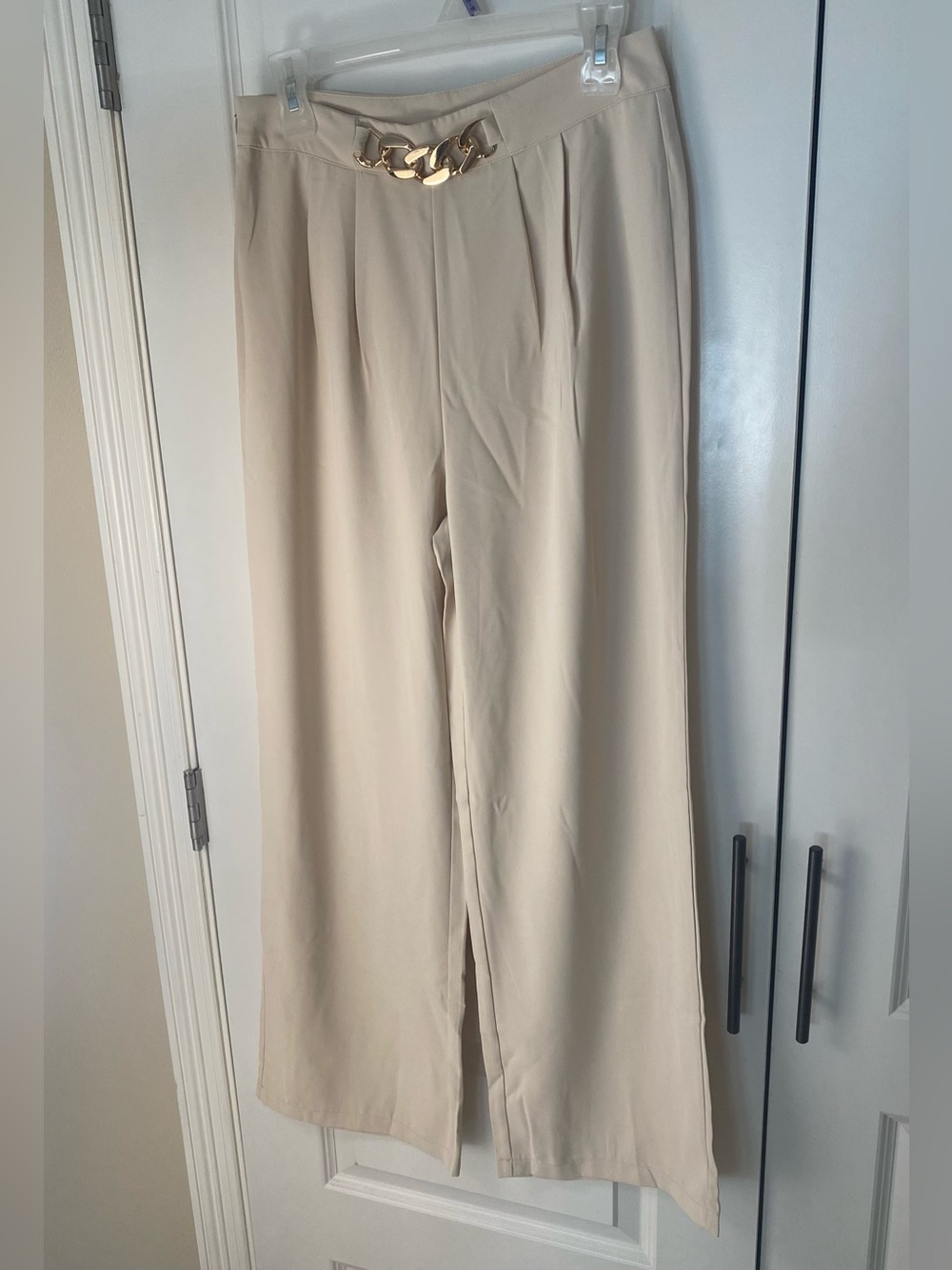 SHEIN Cream Wide-Leg Trousers with Gold Chain Accent